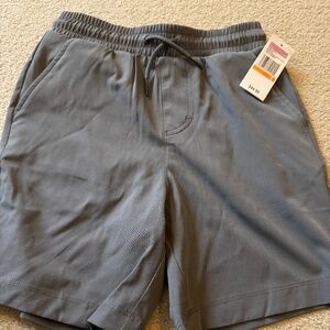 Vineyard Vines - Boys size S gray shorts BRAND NEW